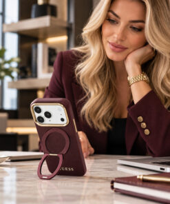 Ovitek Guess Ring Stand 360 Grained Logo MagSafe za iPhone 17 Pro Max/18 Pro Max burgundy - slika 2